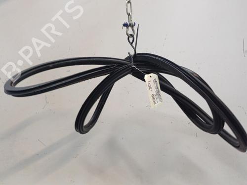 Used Rubber door seal AUDI Q3 (8UB, 8UG) 2.0 TDI quattro (177 hp) 20427391