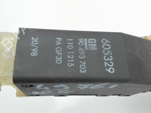 Used Rear left lock Rear left lock OPEL OMEGA B (V94) 2.5 TD (F69, M69, P69) (130 hp) 20428208 20428208