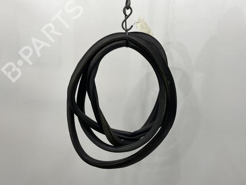 Used Rubber door seal VW TOURAN (1T1, 1T2) 1.9 TDI (105 hp) 23778112