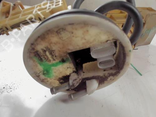 Used Fuel pump NISSAN PRIMERA (P10) 1.6 (102 hp) 21236714