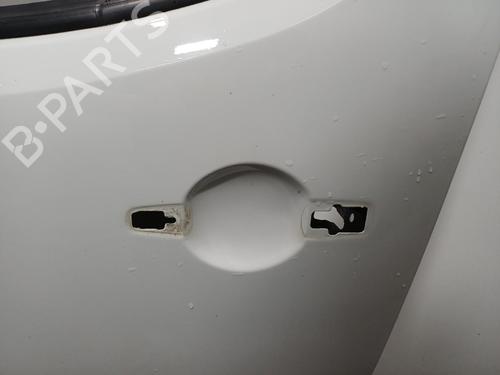 Used Left front door Left front door 37275332 37275332
