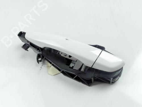 Rear left exterior door handle PEUGEOT 3008 II SUV (MC_, MR_, MJ_, M4_) 1.2 THP/ PureTech 130 (MRHNSM, MRHNSU, MRHNSJ, MRHNYW,... | BP20468161C130