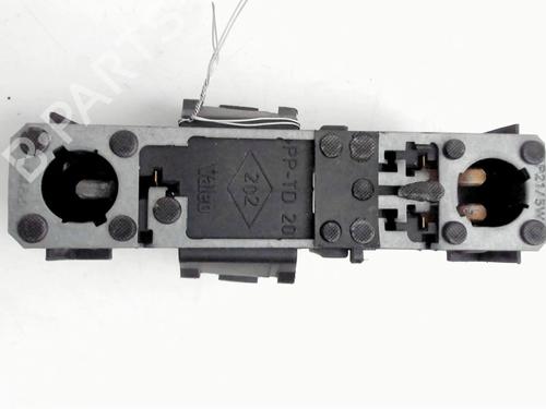Used Lamp holder RENAULT LAGUNA I (B56_, 556_) 2.2 D (B56F/2) (83 hp) 27873691
