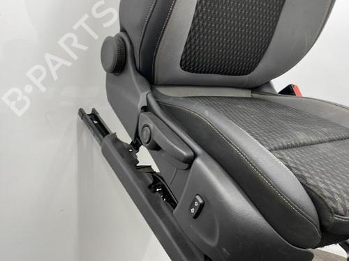 Right front seat OPEL CROSSLAND X / CROSSLAND (P17, P2QO) 1.2 (75) | BP20390025C16 