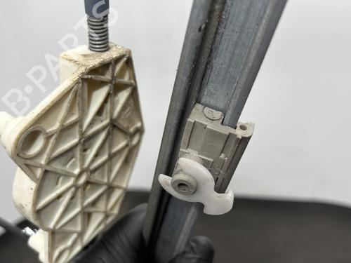 Used Front left window mechanism Front left window mechanism AUDI A4 B6 (8E2) 1.9 TDI (130 hp) 33725961 33725961