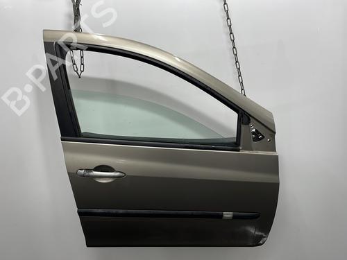 Used Right front door RENAULT CLIO III Grandtour (KR0/1_) 1.5 dCi (KR0F) (86 hp) 31028108