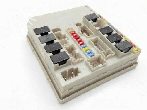 Fuse box RENAULT CLIO III (BR0/1, CR0/1) 1.4 16V | BP29212935E1 