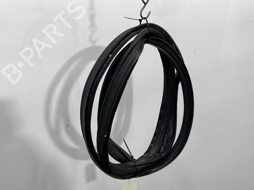 rubber-door-seal-mercedes-benz-glk-class-x204-2008-2009-2010-2011-2012-2013-2014-2015-30308464 main image