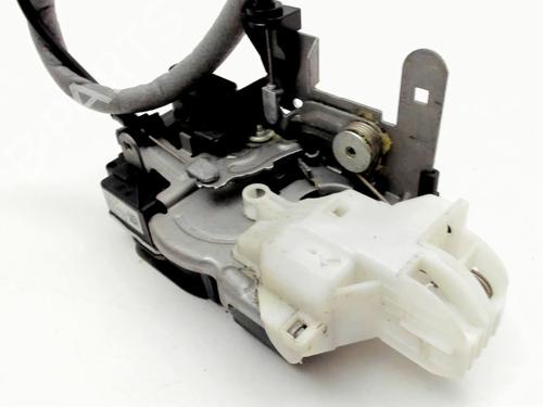 Front right lock VOLVO V40 Hatchback (525) D3 | BP29513980C97 
