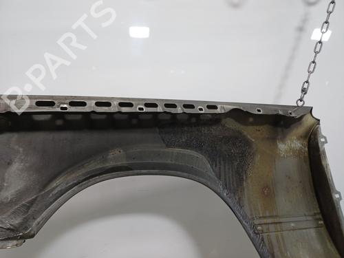 Used Right front fenders Right front fenders MERCEDES-BENZ 124 Saloon (W124) 250 D (124.125) (94 hp) 35938650 35938650