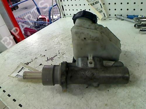 Used Brake master cylinder FORD MONDEO II (BAP) 1.6 i (90 hp) 20435290