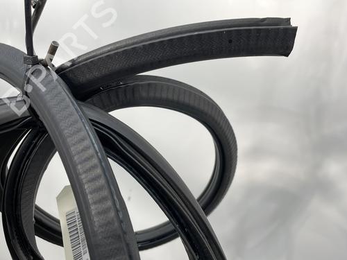 Used Rubber door seal Rubber door seal 21184892 21184892