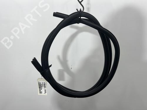 Used Rubber door seal RENAULT CLIO II (BB_, CB_) 1.2 16V (BB05, BB0W, BB11, BB27, BB2T, BB2U, BB2V, CB05,... (75 hp) 30975662