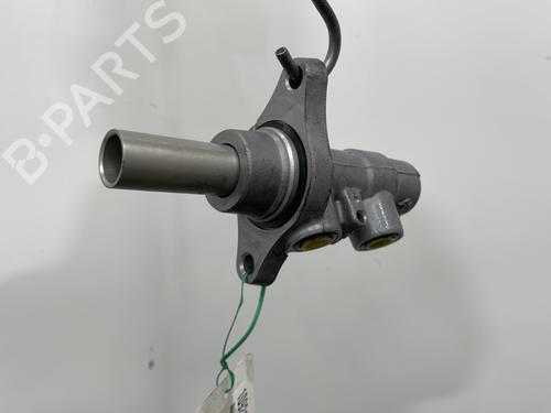 brake-master-cylinder-citroen-c4-aircross-2010-27726333 main image