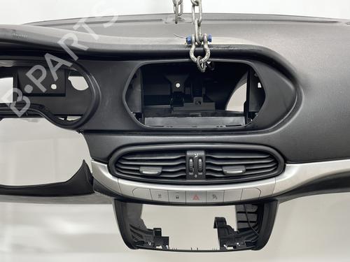 Used Dashboard Dashboard FIAT TIPO Hatchback (356_, 357_) 1.4 (356HXA1B, 357) (95 hp) 32363566 32363566