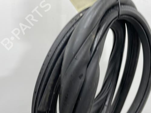 Used Rubber door seal Rubber door seal SEAT IBIZA III (6L1) 1.4 TDI (70 hp) 27187048 27187048