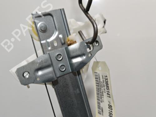 Used Front right window mechanism Front right window mechanism SUZUKI VITARA (LY) 1.4 Hybrid (Mild Hybrid) (APK414) (129 hp) 39733833 39733833