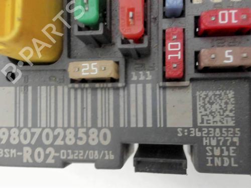 Fuse box CITROËN C5 III (RD_) 2.0 HDi 150 / BlueHDi 150 (RDRHEA, RDRHE8, RDAHRM,... | BP37166147E1 - Image 2