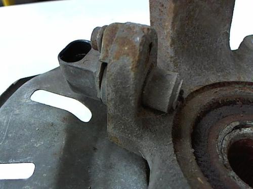 Used Left front steering knuckle CHEVROLET REZZO MPV (U100) 2.0 (121 hp) 20459020