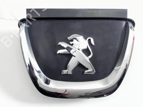 andre-peugeot-rcz-2010-2011-2012-2013-2014-2015-32018622 main image