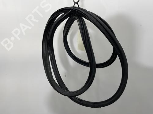 BP30547900C142 main image