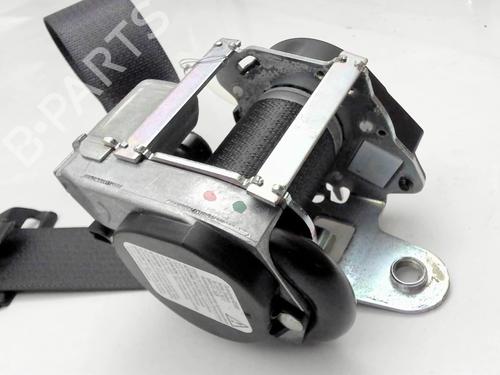 Front right seatbelt OPEL ASTRA J (P10) 1.7 CDTI (68) | BP26666733I25 - Image 2