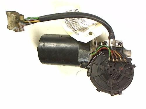 Used Front wiper motor Front wiper motor VW LT 28-46 II Van (2DA, 2DD, 2DH) 2.5 TDI (95 hp) 21234589 21234589