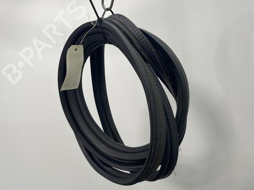 rubber-door-seal-ford-kuga-i-2008-2009-2010-2011-2012-27664396 main image