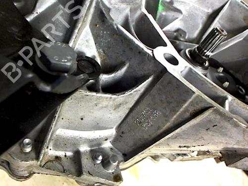 Gearbox PEUGEOT 208 I (CA_, CC_) 1.2 VTI 82 | BP25265052M3