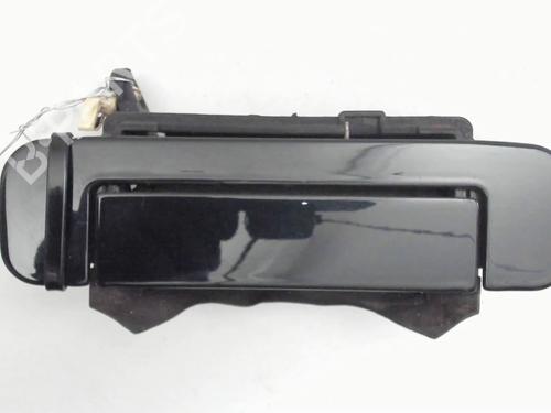 Poignée extérieure arrière droite AUDI A8 D2 (4D2, 4D8) S8 quattro (340 hp) 30913076