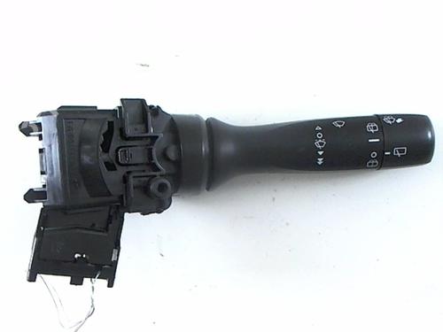 Used Steering column stalk TOYOTA YARIS (_P9_) 1.4 D-4D (NLP90_, NLP90R) (90 hp) 20448762