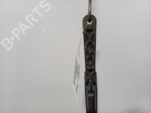 Used Front windshield wiper arm Front windshield wiper arm 37589740 37589740
