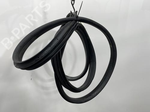 Rubber door seal FORD FIESTA VI (CB1, CCN) 1.25 | BP28613175C142 