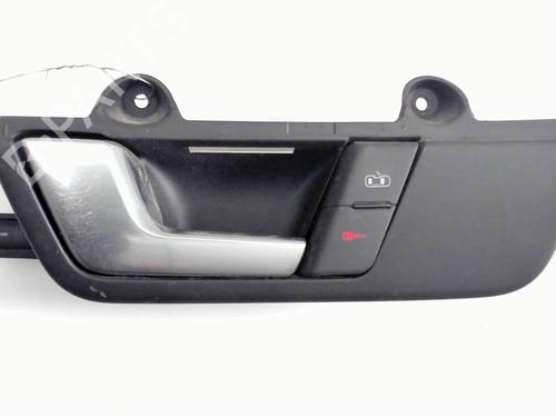 Używane Klamka wewnętrzna drzwi przednich lewych AUDI A4 B7 Avant (8ED) 1.9 TDI (116 hp) 30913035