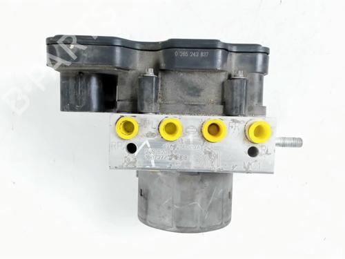 Used ABS pump NISSAN X-TRAIL III (T32_, T32R, T32RR) 1.6 dCi (T32) (130 hp) 28567599
