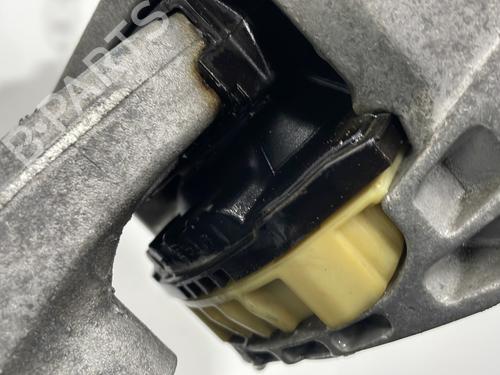 gearbox-mount-mercedes-benz-cla-coupe-c117-2013-2014-2015-2016-2017-2018-2019-30755979 main image