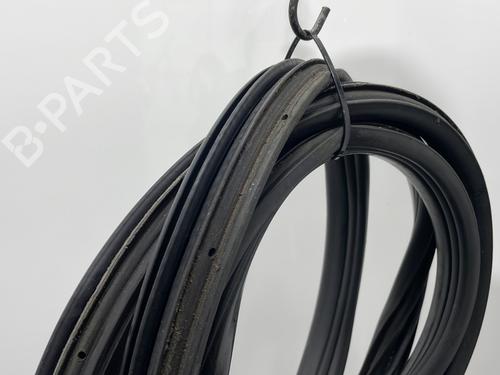 rubber-door-seal-opel-corsa-c-x01-2000-2001-2002-2003-2004-2005-2006-2007-2008-2009-32138970 main image