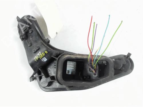 Used Lamp holder Lamp holder PEUGEOT 207 (WA_, WC_) 1.6 HDi (90 hp) 33743458 33743458