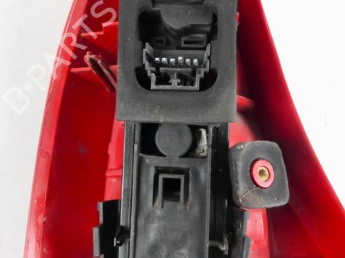 Right taillight RENAULT CLIO II Hatchback Van (SB0/1/2_) 1.9 D (SB0R) | BP32509098C35