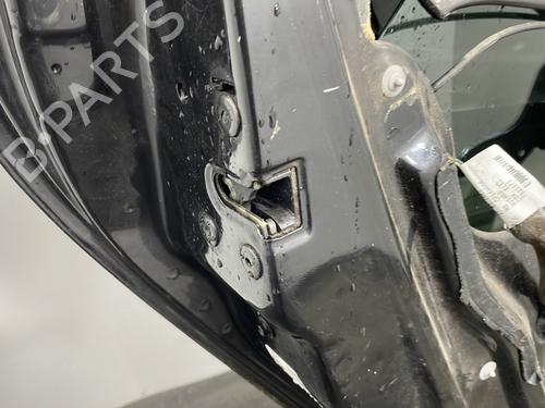 Used Left rear door Left rear door 30548041 30548041