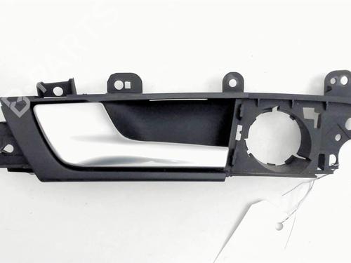 Used Rear left interior door handle AUDI A3 Sportback (8PA) 1.9 TDI (105 hp) 24319788