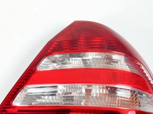 Right taillight MERCEDES-BENZ C-CLASS (W203) C 200 CDI (203.007) | BP24867726C35 