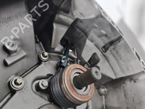 Gearbox DACIA SANDERO III 1.0 SCe 65 | BP39954615M3 - Image 9