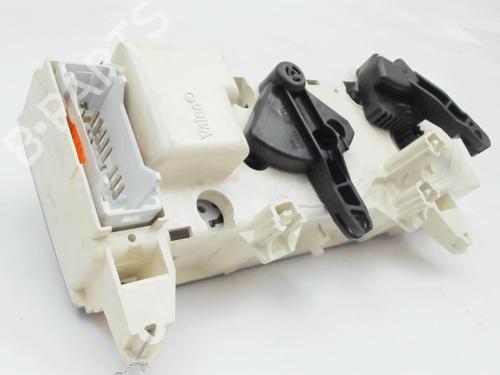 Used Climate control RENAULT MEGANE I (BA0/1_) 1.4 16V (BA0D, BA1H, BA0W, BA10) (95 hp) 20401493