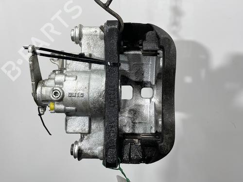 Used Left rear brake caliper Left rear brake caliper IVECO DAILY VI Platform/Chassis 33S13, 35S13, 35C13 (126 hp) 33559480 33559480