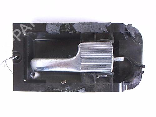Højre bagtil invendig håndtag AUDI 80 B2 Saloon (811, 813, 814, 819, 853) 1.6 D (54 hp) 20443903