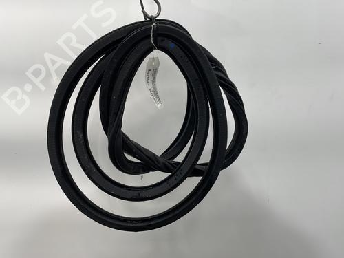 rubber-door-seal-audi-q7-4lb-2006-2007-2008-2009-2010-2011-2012-2013-2014-2015-2016-32714450 main image