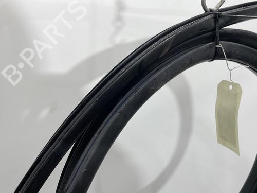 rubber-door-seal-opel-astra-g-hatchback-t98-1998-1999-2000-2001-2002-2003-2004-2005-2006-2007-2008-2009-30308521 main image