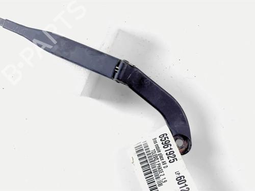 Used Front windshield wiper arm SEAT TOLEDO I (1L2) 1.9 TDI (90 hp) 20469192