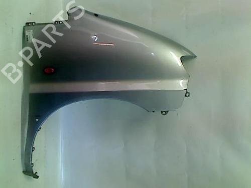 Used Right front fenders HYUNDAI H-1 / STAREX Bus (A1) 2.5 TCi (101 hp) 22913868